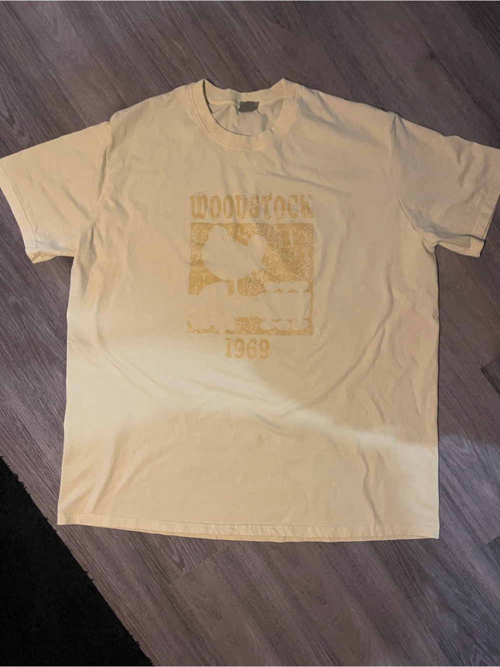 Gildan Yellow Woodstock 1969 Graphic Tee